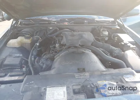 1996 Mercury Grand Marquis Gs z USA, uszkodzony, nr VIN 2MELM74W9TX642665